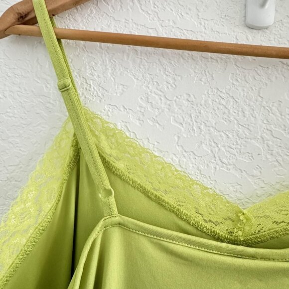 Fashion Bug Tank Top Cami Womens 1X Lace Trim Adjustable Straps Chartreuse Y2K - Picture 6 of 11